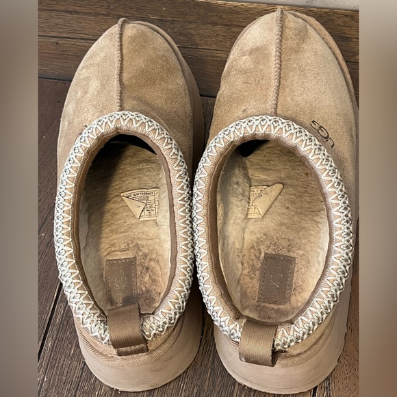 UGG Tasman Platform Slippers Womens size 8 - Picture 10 of 11
